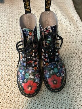 Floral Dr. Marten Boots - Black with Multicolor Floral Print